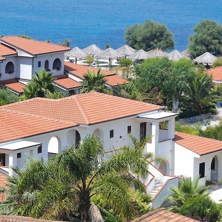Villaggio Torre Ruffa Robinson Capo Vaticano Exterior foto