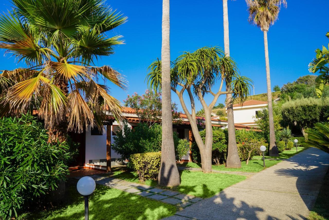 Villaggio Torre Ruffa Robinson Capo Vaticano Exterior foto