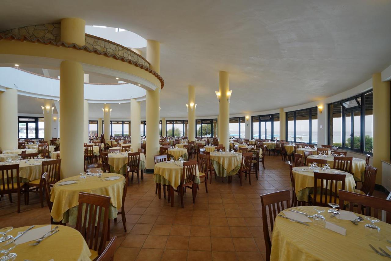 Villaggio Torre Ruffa Robinson Capo Vaticano Exterior foto