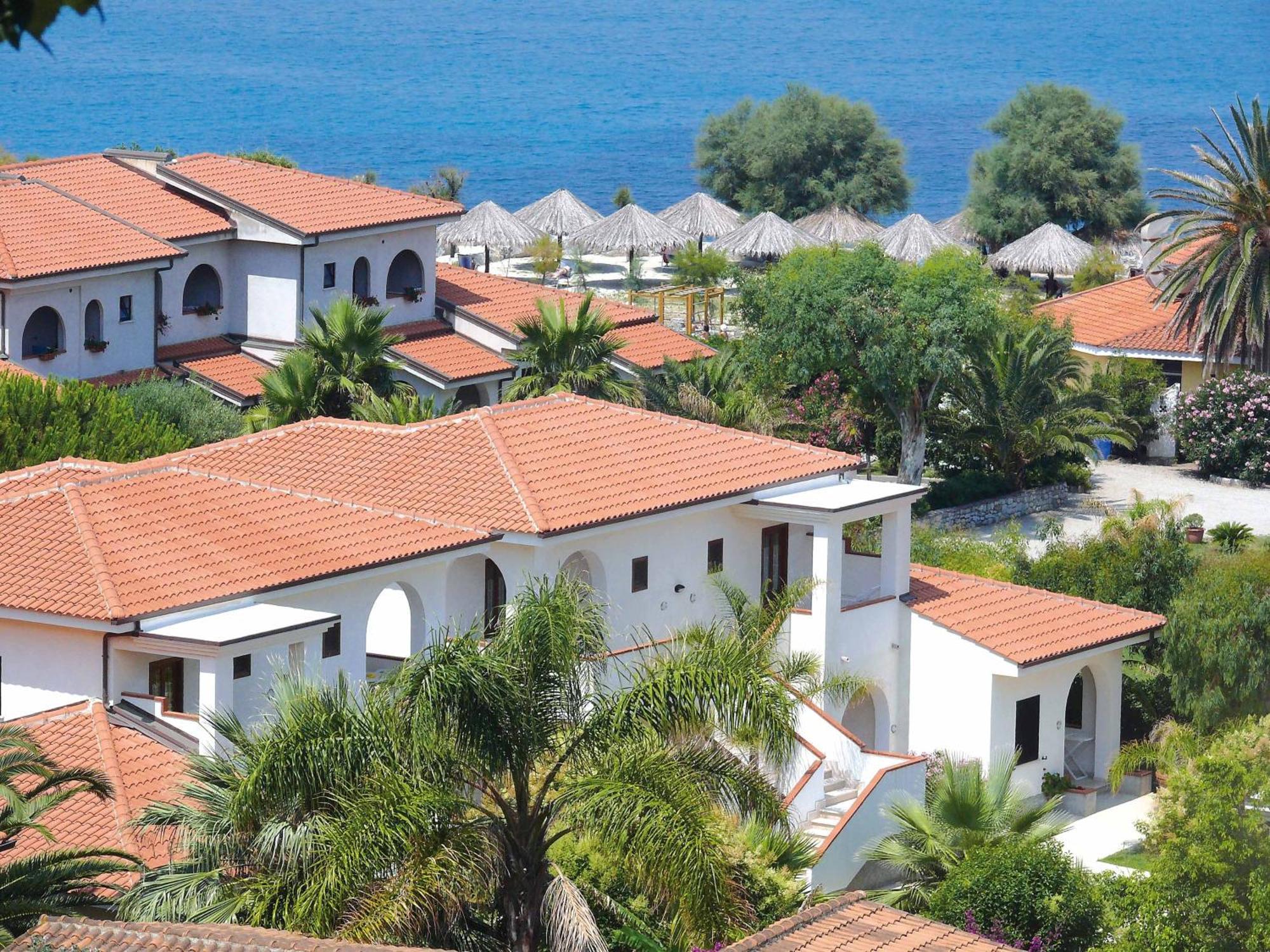 Villaggio Torre Ruffa Robinson Capo Vaticano Exterior foto