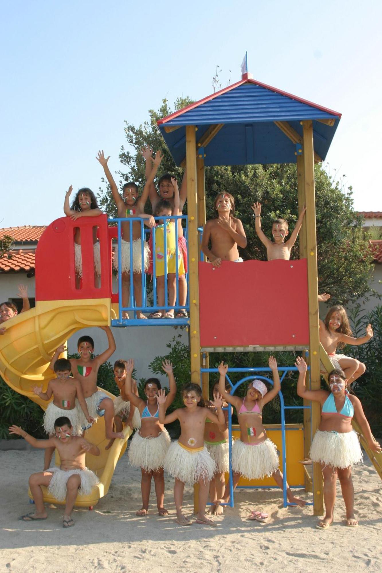 Villaggio Torre Ruffa Robinson Capo Vaticano Exterior foto